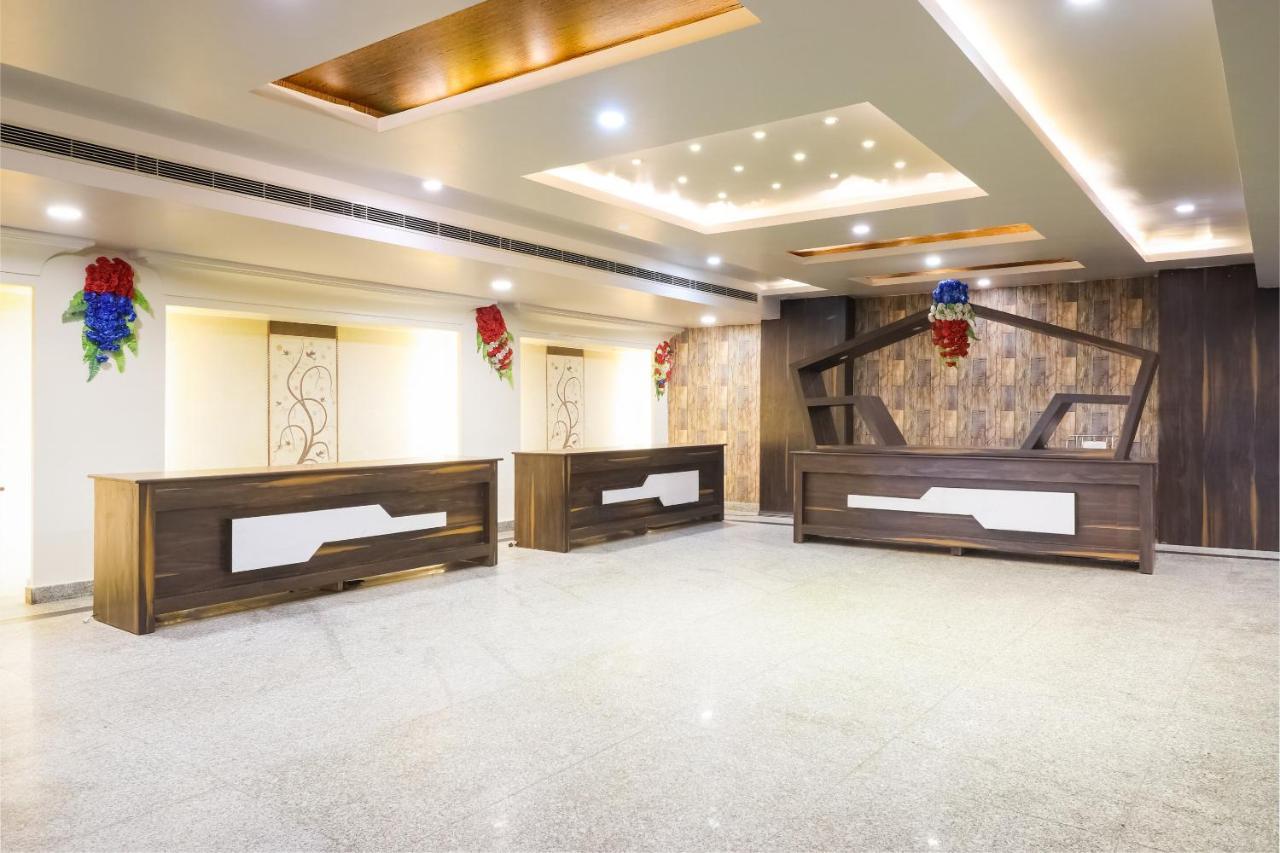 Unnāo Capital O 15422 Shiva Inn מראה חיצוני תמונה